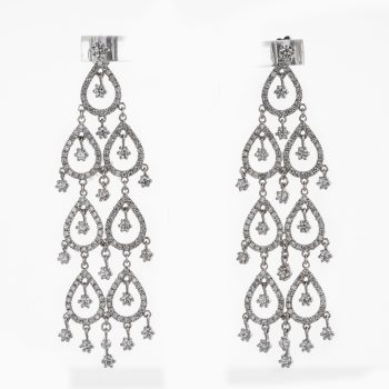 Orecchini chandelier oro bianco e diamanti